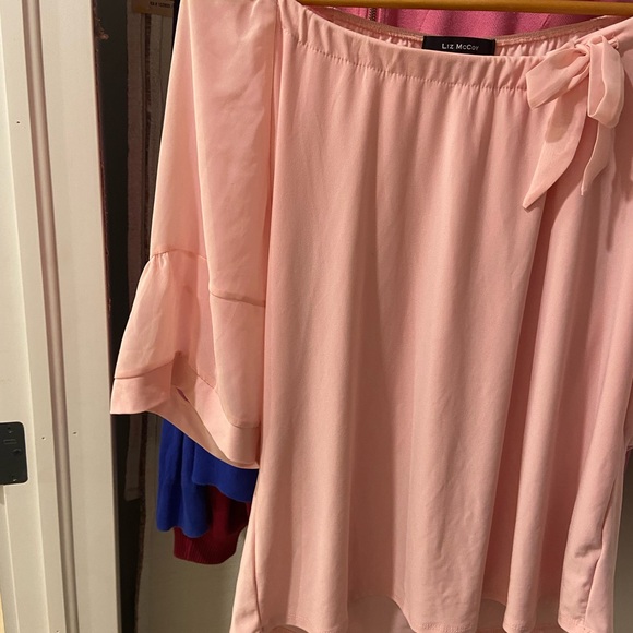 Pink Blouse with Bow Detail - Picture 3 of 4